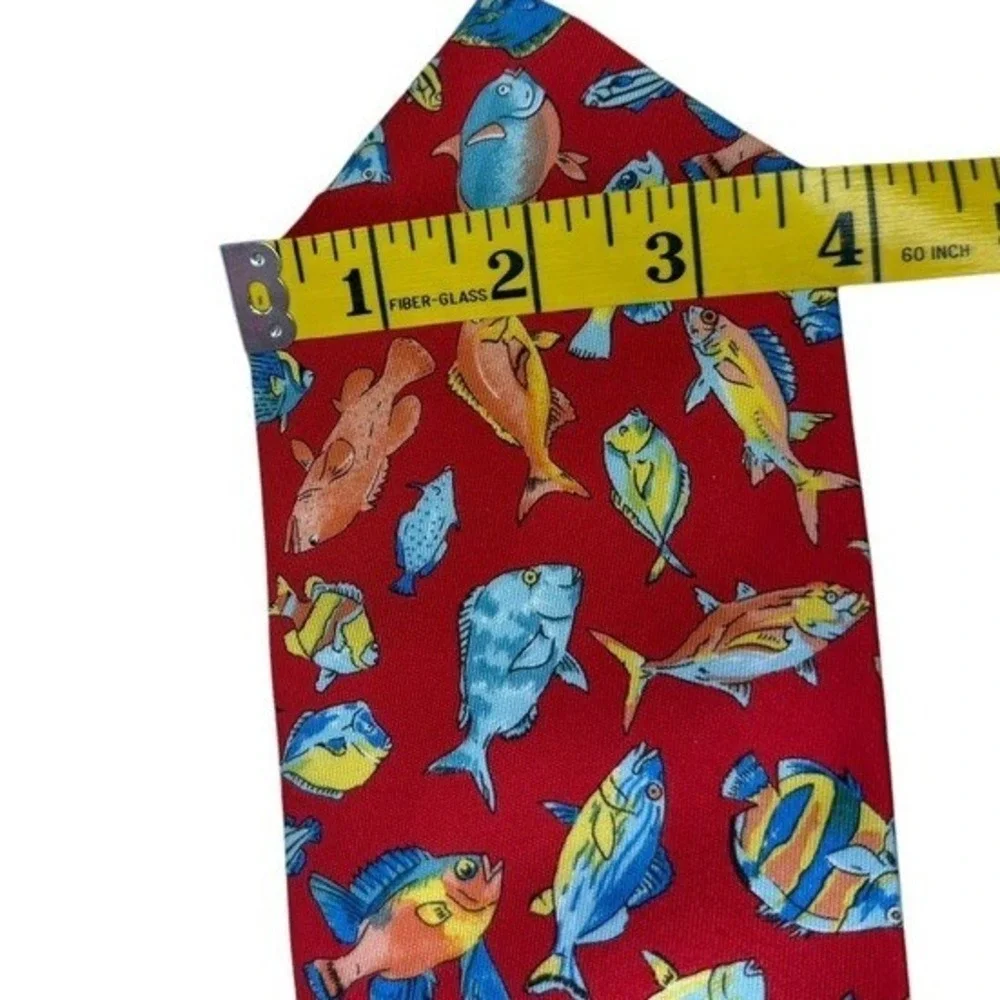 Gucci Mens Red Silk Tropical Fish Print Italian Designer Necktie Accessory‎ READ